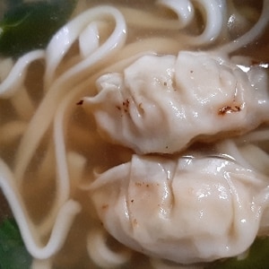 生姜入り★餃子とワカメのうどん